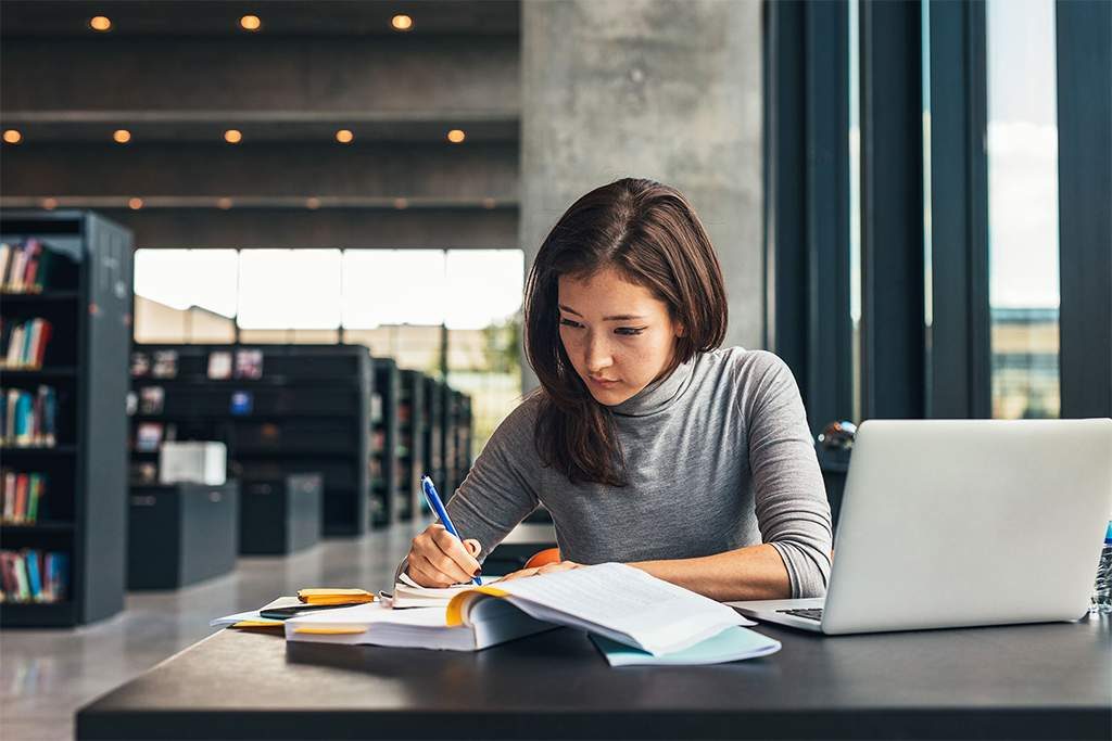 becas y ayudas al estudio