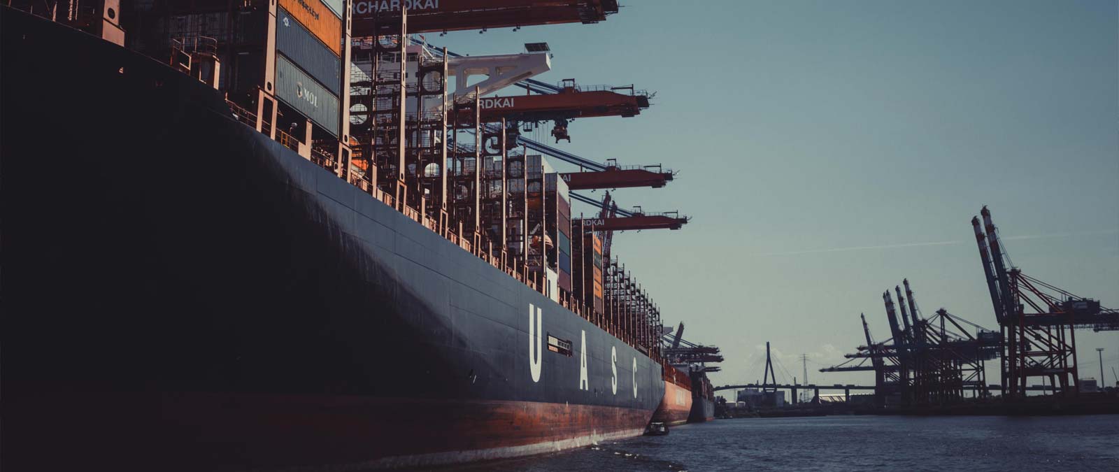 MÁSTER EN LOGÍSTICA, COMPRAS Y TRANSPORTE